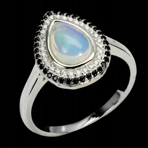 Pierścionek naturalny opal ognisty spinele r 19 2