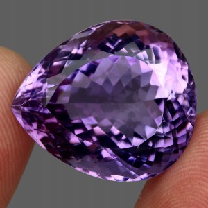 Kamień naturalny ametyst 34.97ct IF