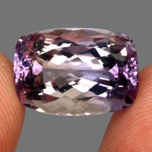 Kamień naturalny ametryn 14.26ct VVS dwukolorowy