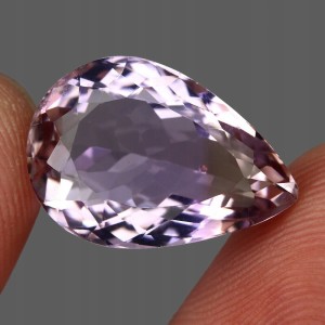 Kamień naturalny ametryn 15.43ct VVS dwukolorowy
