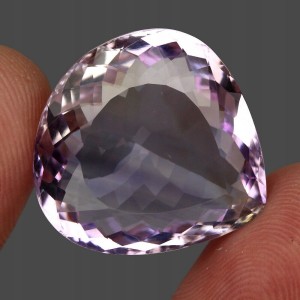 Kamień naturalny ametryn 31.37ct VVS dwukolorowy